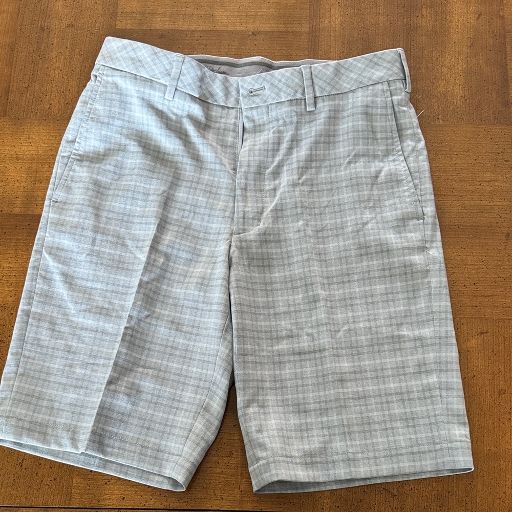 Walter Hagen Golf shorts Light Gray Checkered Men's Shorts